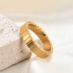Couple's Rings Striped Wedding Bands (2 Pieces)